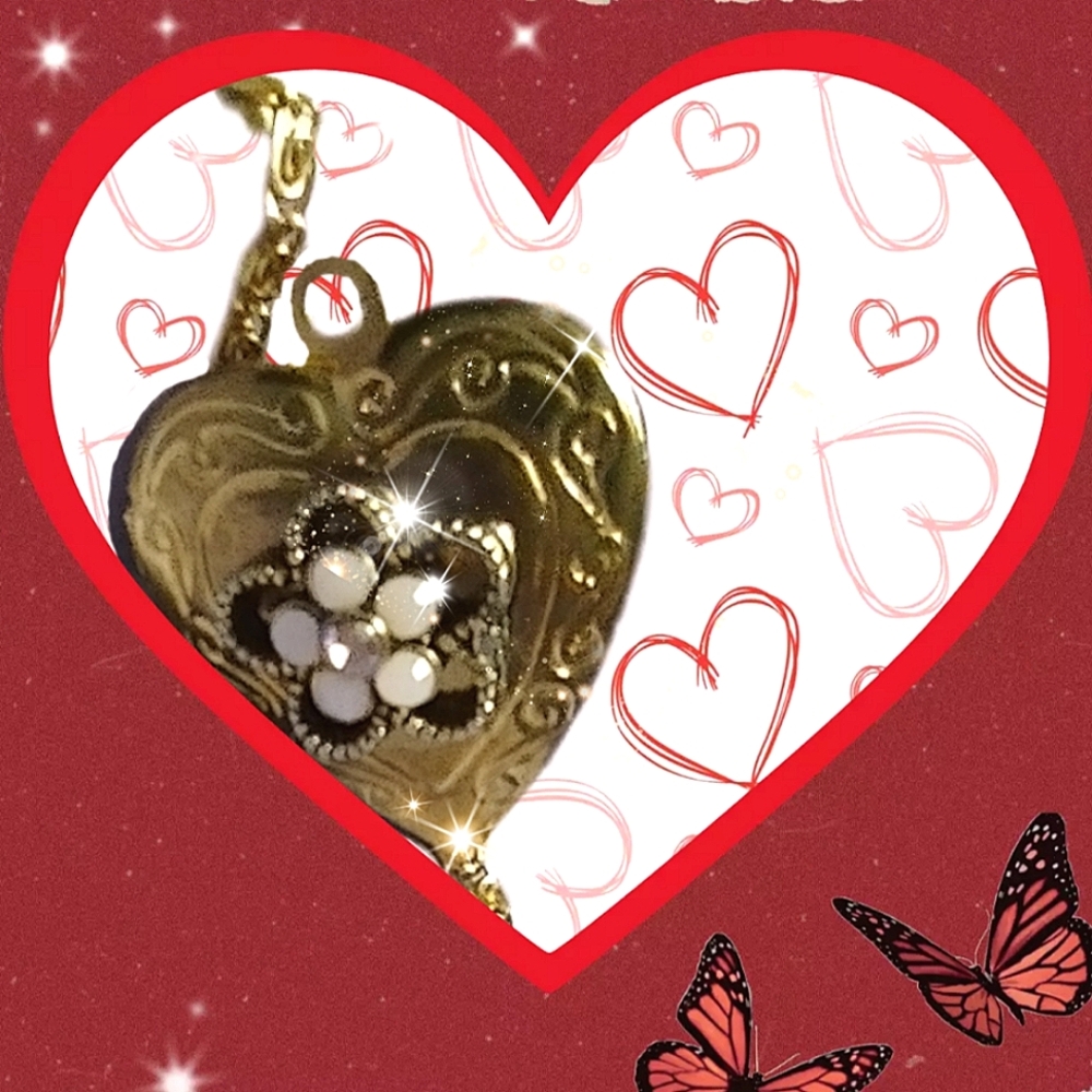 Upcycled Gold Heart Locket Pendant - Picture 5 of 14